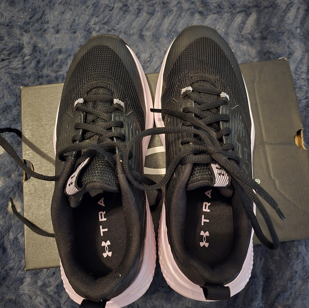 Under Armour Charged Commit - image 3